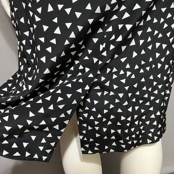 ⭐️Neiman Marcus 100% Silk Triangle Print Pencil Skirt Sz-8 - Picture 6 of 8